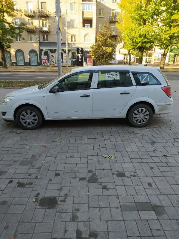 Opel astra h универсал 2007г. пробег: 305тысяч. двигатель: 1.8 xep (140л. с.) я владелица!! состояние очень хорошее, постоянный уход. газ/бензин вписан. на 300тысяч замена коробки на новую. полностью перебранная ходовая. машина вся живая по кузову. кондиционер рабочий цена: 500тыс. торг уместен. ☎ контактный телефон: +79493968602 ольга 📲 tg: ив б 05030 📞 звоните: +7(949)3968602 - фотография - 3