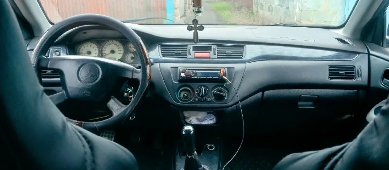 Продам mitsubishi лансер 9 2005г. двигатель 1.6 чувствует себя замечательно работает тихо ровно масло не расходует. коробка механика в полном порядке ходовая мягкая печка греет кондиционер холодит электрика вся исправна зимняя резина документы чистые цена 275000 т. торг символический обмен на газель или что-то в этом роде г донецк +79490921614 телеграм+380710921614 📞 звоните: +7(949)0921614 - фотография - 3