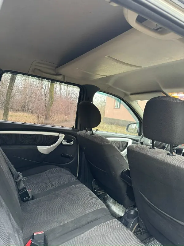 Продам авто dacia logan, 2009г. в. объём двигателя 1.6.кондиционер работает авто в полной комплектация евро 4 пробег 220тыс. км. семиместный вариант, двигатель, коробка, ходовая часть всё хорошо. кузов в отличном состоянии, гнили нет. 2 ключа, по технике много чего сделано. 2х сторонняя сигнализация, хорошая магнитола. два комплекта новых колес, на дисках. авто без вложений, салон хороший. переоформить без проблем, будете первым собственником по птс кому нужна живая машина приезжайте цена 650 тыс рублей находится в макеевке +7 (949) 094-90-02 📞 звоните: +7(949)0949002 - фотография - 7