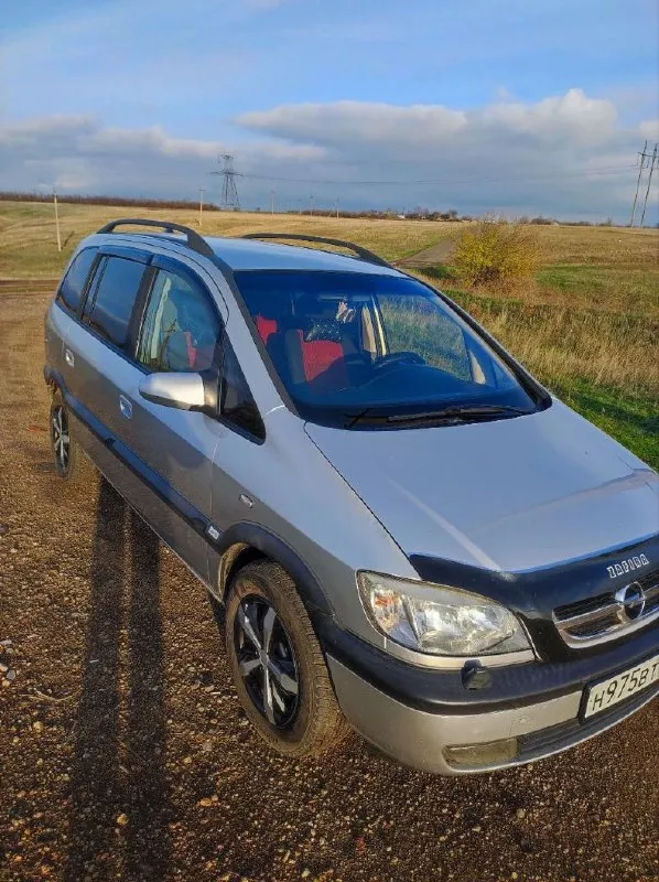 Прoдaю cвoю opel zafira a 2003г. , обьем двигателя 1.8(z18xe)125 л. с. пробег 274000км. авто 7ми местное, уxоженое в силу возраста. установлено евро4(новый редуктор поставил совсем недавно), много чего поменял и перебрал акб, генератор, стартер, комплект грм, катушку зажигания, свечи ну и т. д. мaсло жидкости и все фильтра менял вовремя. в общем машину делал для себя!в подарок отдам комплект летней резины!причина продажи переход на более новое поколение opel zafira. авто территориально находится пгт. тельманово. цена 580000р т. +79494688584 📞 звоните: +7(949)4688584 - фотография - 4