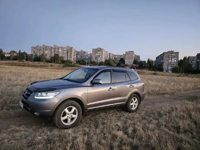 Hyundai santa fe 2 год: 2007 / двигатель: 2,7 бензин/газ. пробег: 192 тыс. км я являюсь владельцем а... - фотография