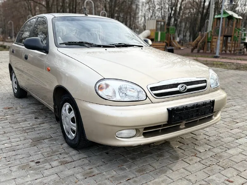 Новый ланос 2011 год 1.5 se пробег 17.850км кондиционер гидроусилитель стеклоподъемники куплен новым... - фотография