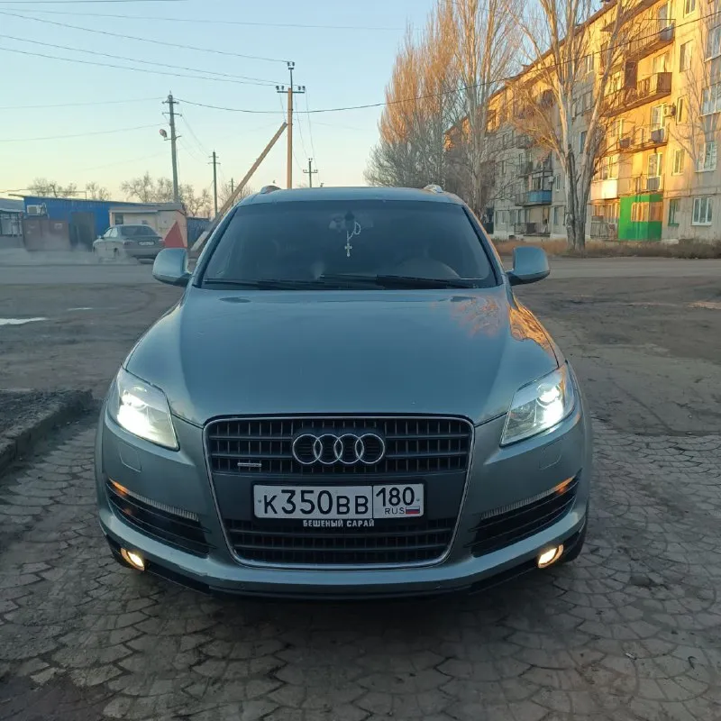 Продам audi q7 комплектация s-line машина в отличном состоянии, вовремя была замена масла(не ест), к... - фотография