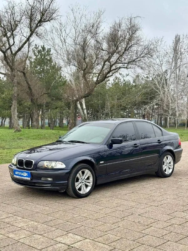 🇩🇪bmw 3 е46 💰цена: 550 000р 🏢город: мариуполь 📅год выпуска: 1998 🧾пробег: 345 662 км. ⚙️двигатель: 1.9 ⛽топливо: бензин ⚙️кпп: механика 📞 телефон: +7-949-727-41-51 +7-989-263-55-56 +7-949-551-91-52 💾 описание: ✔️ местный, не пригнанный автомобиль, уже на 180-ом регионе. ✔️ легендарная тройка в хорошем состоянии на полном ходу. комплектация с люком. кузов ровный, не гнилой, преимущественно в родной краске, без дтп, внимание на дороге обеспеченно. ✔️ двигатель в отличном состоянии, не дымит, масло не ест. мкпп переключает все передачи в штатном режиме. ходовая без посторонних звуков, вложений не требует. хорошая резина. в общем довезёт куда угодно) улица шевченко 269 - фотография - 2