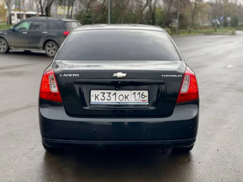 Продам chivrolet lacetti год выпуска 2008 комплектация (люкс) автомобиль в хорошем состоянии вложений не каких не требует (двигатель) в полном порядке не дымит не троит масло не ест (кпп) в хорошем состоянии не хрустит не выбивает все скоростя включаются как по маслу (ходовая) не стучит не гремит комплектация кондиционер 4 стеклоподъемника гур аудио система подогрев зеркал подогрев заднего стекла абс подушки безопасности юридически кристальна чиста штрафов ограничений нет город осмотра мариуполь номер для связи +79490854396 стоимость 485.000₽ хороший торг у капота срочно - фотография - 5