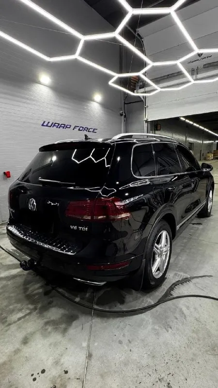Продам volkswagen touareg 3.0 tdi год 2013 3.0 cjma 204 л. с. пробег 229т км полный привод (4wd) без пневмы! коробка aisin 8ст. максимальной комплектации webasto c пультом! бак 100л. произведена работа по удалению egr с установкой заглушек и перепрошивкой эбу установлены 2-е стёкла (тонированные и не тонированные, регулирулируется потайной кнопкой, нажал происходит замена тонированных на обычные и наоборот ). состояние отличное вложения не требует. собственник!! цена : 2800000руб. авто находится в г. снежное 89498501893 (если телефон не доступен то телеграмм ) 📞 звоните: +7(949)8501893 - фотография - 6