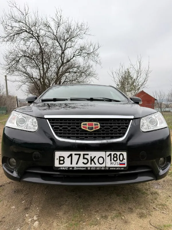 Geely emgrand 7 rv 2013г, куплена в салоне в 2014, 1.5 l, газ/бензин. пробег 40 000тыс. машина в хорошем состоянии, в одних руках с момента покупки! кондиционер работает, двигатель бодрый (масло не ест), коробка мягкая(механика), салон в хорошем состоянии, в машине не курили. обслужено и настроено! пробег родной, готов к осмотру на сто! центральный замок, 2 комплекта ключей, один хозяин по птс, машина местная. машина полностью обслужена. цена: 650 000р торг реальному покупателю у капота! сергей 7 949 423 07 11 📞 звоните: +7(949)4230711 - фотография - 2