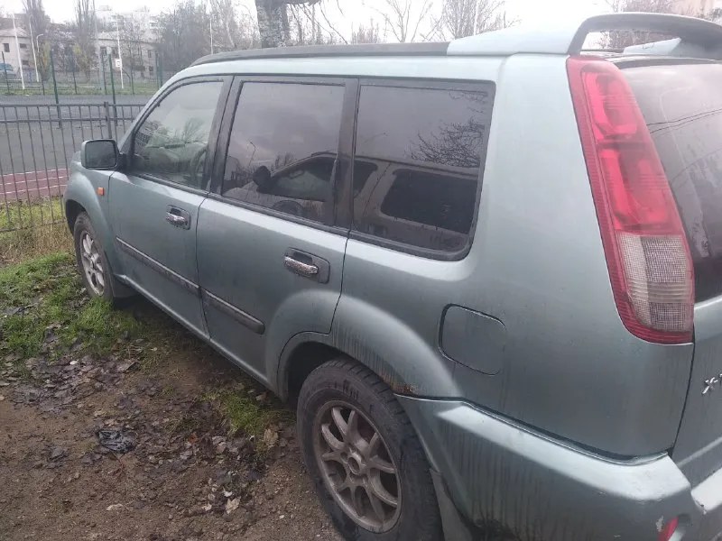Продам nissan x-trail. 2002 г. в. (не вариатор). двс - 2л. двс - после капремонта 2 тыс пробег. подвеска, тормоза - после замены пробег 2 тыс. есть кузовные возрастные недостатки, арки сгнили (купил, отдам с автомобилем). руль - левый. учёт московская область. осмотр мариуполь. цена 630 тыс. торг у капота. причина продажи - лишний автомобиль в семье. +79492845016 +79262845016 олег 📲 tg: @demin121970 📞 звоните: +7(949)2845016 - фотография - 3