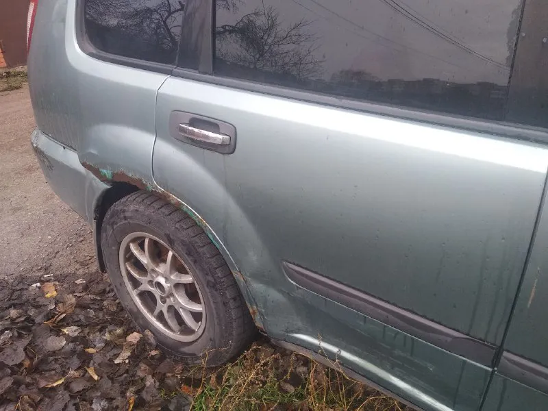 Продам nissan x-trail. 2002 г. в. (не вариатор). двс - 2л. двс - после капремонта 2 тыс пробег. подвеска, тормоза - после замены пробег 2 тыс. есть кузовные возрастные недостатки, арки сгнили (купил, отдам с автомобилем). руль - левый. учёт московская область. осмотр мариуполь. цена 630 тыс. торг у капота. причина продажи - лишний автомобиль в семье. +79492845016 +79262845016 олег 📲 tg: @demin121970 📞 звоните: +7(949)2845016 - фотография - 5