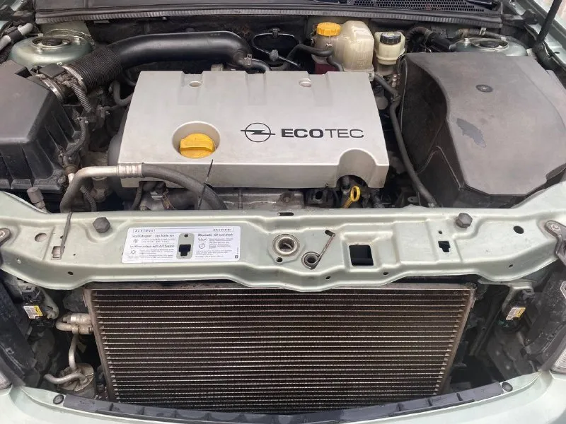 Opel vectra c 2003 год пробег 241 тыс. км объем двигателя 1,8 бензин цена 600тыс. рублей +7(949)-703-65-76 автомобиль в хорошем состоянии, вложений не требует, салон не прокуренный, электрика работает отлично, ходовая часть в порядке, климат заправлен, два комплекта резины титановые диски. один хозяин. осмотр город горловка. 📞 звоните: +7(949)7036576 - фотография - 4