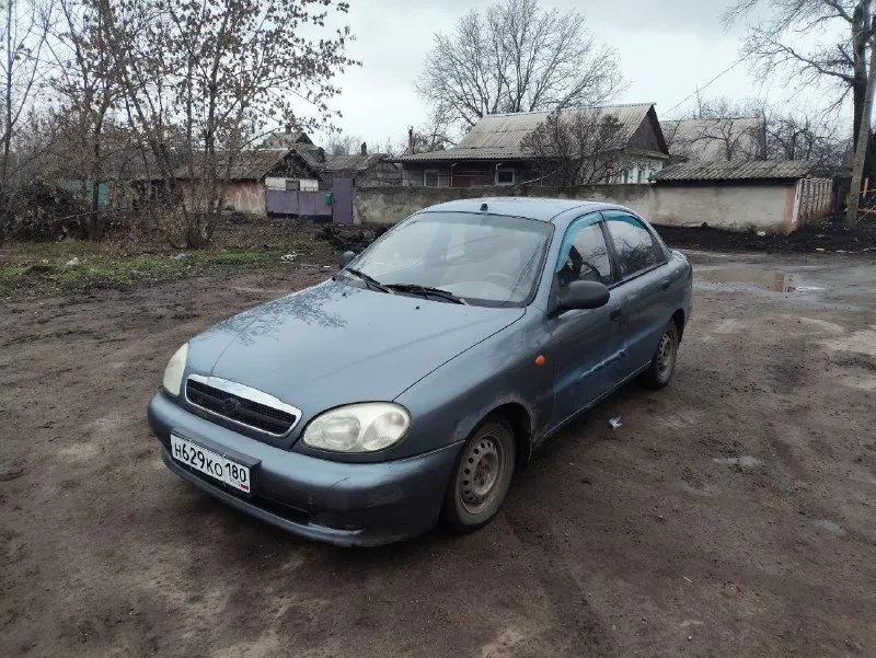 Продам заз ланос 2009 года выпуска, на ходу, на газу, состояние кузова видно на фото, днище, лонжеро... - фотография