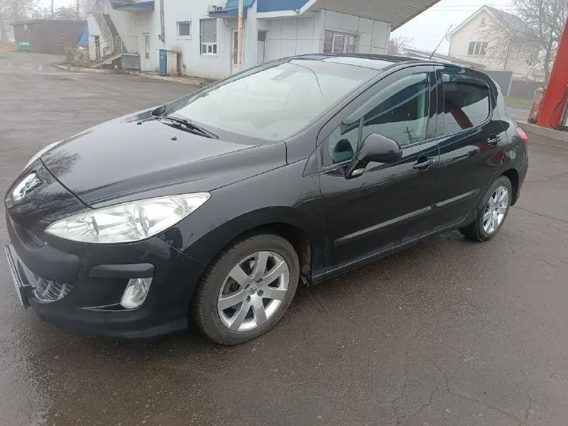 Цена 540.000тыс. руб торг!!! продом peugeot 308 год 2010 мотор 1.6 бензин акпп- автомат пробег 180.000тыс автомобиль в хорошем техническом состояние а так же и по кузову. в хорошей комплектации:двухзонный климат-контроль(рабочий), полный эл пакет, эл зеркала с подогревом, эл стеклоподъемники, датчик света, датчик дождя. abs, airbag, esp, подогрев передних сидений, подогрев заднего стекла, полный борт компьютер. , сервисные книжки. расход очень приятный. на хорошей зимней резине! по документам полный порядок, рф учёт переоформление без проблем! автомобиль находится в городе донецк в центре. цена 540.000 тыс. руб торг !!! возможна продажа в кредит. по всем интересующим вопросам звоните :+79490510616 📞 звоните: +7(949)0510616 - фотография - 2
