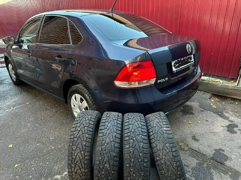 ▶️ volkswagen поло 2011 год ▶️ объём двигателя:1.6 ▶️ механика ℹ️ описание: ✅ автомобиль в очень хорошем состоянии. вся обслужена ✅ два комплекта колёс зимние и летние ✅пробег 195000 ✅ автотека зелёная в такси не была и соответсвенно весь кузов и железо ровное! ✅ авто обслужено! мотор не дымит, масло не ест, едет очень бодро. машина внешне в отлично состояние, без рыжиков гнили и т на любые проверки за ваш счет - готов. 🏛 юридически автомобиль чист, без штрафов 💰 цена🔥:690000 рублей торг у капота 🏢 осмотр: донецк ☎ более под ±79496164235 📞 звоните: +7(949)6164235 - фотография - 7