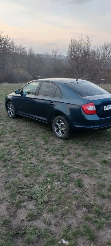 Продаю skoda рапид 2013г. в., 1.6 механика 250000км пробега, комплектация хоккей идишн, 4 стеклоподъёмника, электрозеркала с подогревом, климат, видеорегистратор перед-зад, камера заднего вида. 750 000 +79490394565 📲 tg: htefan 📞 звоните: +7(949)0394565 - фотография - 3