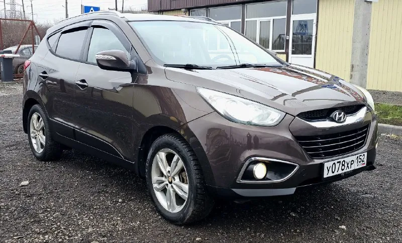 🚗срочно торг 🚘хендай ix 35 ⚙️двигатель: 2.0л ⛽️вид топлива бензин 📦кпп: автомат 🗺️пробег:157000км ⚙️привод: полный 📅год выпуска: 2013 💴цена: 1м200тр автомобиль идеал зелёная авто тека🦚🦚🦚 состоянии не бита не крашена 100% вложений не требует объем двигателя 2.0 богатая комплектация -кожаный слон -камера задниговида вида •усилитель руля • 2 выхох зоныый клима •4 эл стеклоподъёмника •подогревы сидений •мультимедиа usb aux • безопасность (airbag) abs esp •эл регулировка зеркал 📞 🇷🇺 звоните: +79494660985 +79498307562 📍•город макеевка - фотография - 2