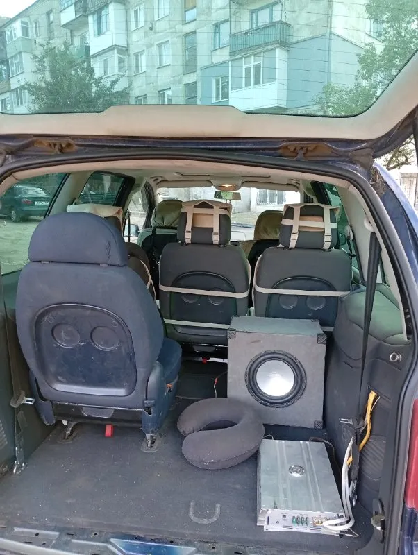 Продам volkswagen шаран в хорошем состоянии 2001г 1.9 тди! все вопросы по телефону+79591520030. 600000₽ торг уместен. 📞 звоните: +7(959)1520030 - фотография - 4
