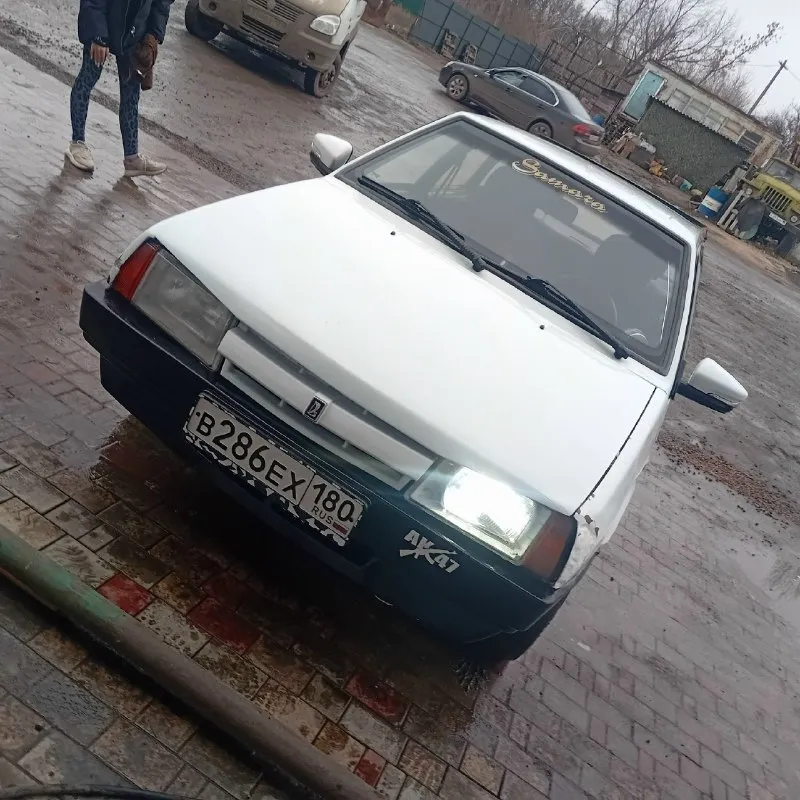 Едит хорошо каробка без нариканий брал на время хороший салон магнитола два динмика сцепление новое... - фотография