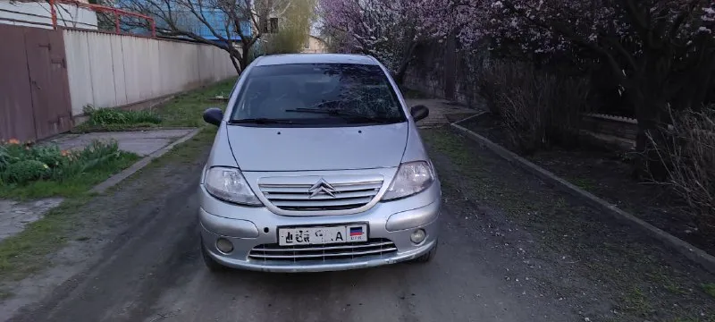 Citroen c3 2002г. в 🔥🔥🔥цена 1⃣3⃣0⃣т. р🔥🔥🔥 мкпп не гнилой на ходу есть моменты требующие внимания г. донецк +79493678218 📲 tg: даниил 📞 звоните: +7(949)3678218 - фотография - 6
