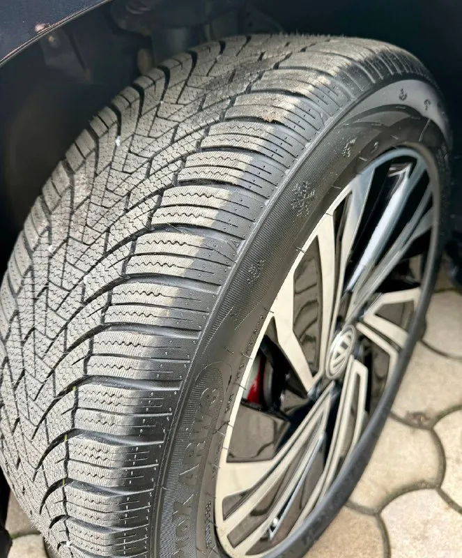 Volkswagen jetta 7 sel год выпуска 2021, 07 месяц 1.4турбо 🚀 бензин ⛽️ лошадиных сил 💪 151 коробка автомат 8-ступенчатый (айсин) привод передний пробег: 89.000 кузов в керамике на стеклах анти дождь 😎 комплектация: sel 🔥🔥🔥 лэд приборная панель подогрев руля, панорама мультимедиа система с жк -экраном акустическая система (fender) подогрев передних и задних сидений, камера заднего вида, электра ручник датчик давления в шинах, центральный замок, запуск двигателя с кнопки также подогрев заднего стекла и зеркал датчики слепых зон, бесключевой доступ кнопка старт/стоп, мульти руль электра привод сидений и зеркал 4 электра стеклоподъемника удержания в полосе, дистроник система выбора режима движения двух зонный климат контроль круиз контроль, мульти руль датчик дождя, датчик света запуск двигателя с пульта новая зимняя резина r 17 заводские диски юридически чистый автомобиль полностью обслуженный готов к любым проверкам цена :2.100 📞 звоните: +7(949)3926628 - фотография - 8