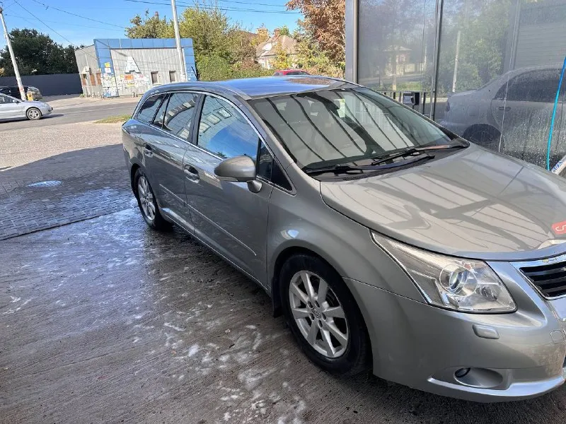Toyota avensis 2011 2.2 дизель акпп двигатель d-сat 2,2 d пробег 262 тыс. км кoмфopтaбeльный авто с объемным багaжником. есть вся подтверждающая документация. пригнан в 22 году из польши. на днр номерах, не пятилетка!!! стоимость 920т торг+79497394547 - фотография - 7