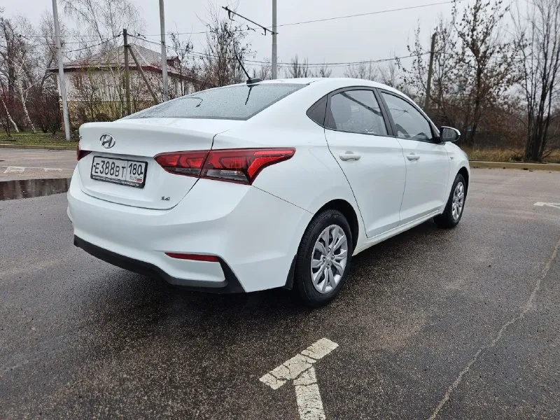 Hyundai solaris 2017г 1,6 бензин 6мкпп 118т км куплен новым в автосалоне в донецке в "автодон", там же и обслуживался. 1 хозяин с момента покупки. установлено гбо, вписано в птс. обслужен, без вложений. 1,1 млн руб 949 521 34 11 - фотография - 4