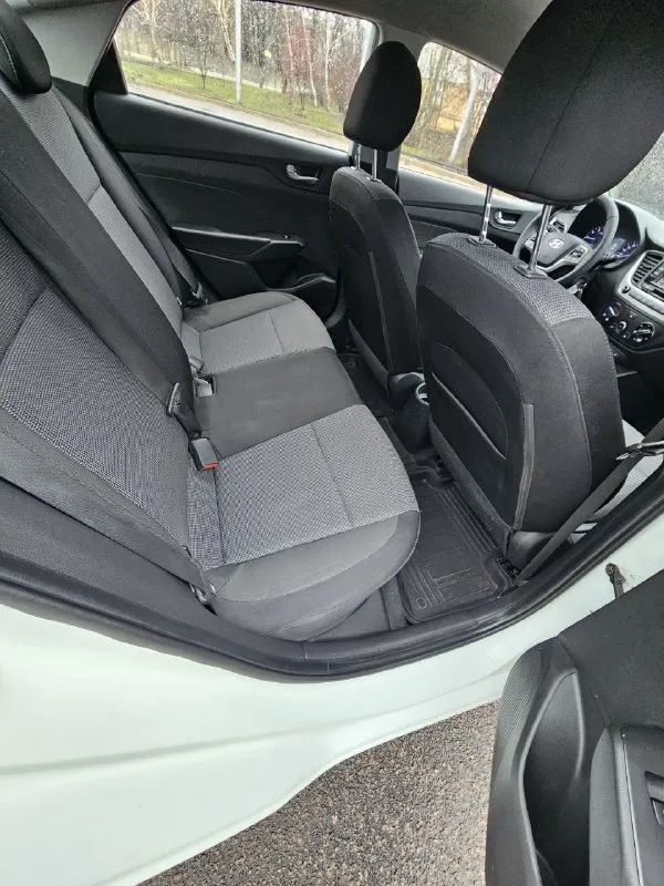 Hyundai solaris 2017г 1,6 бензин 6мкпп 118т км куплен новым в автосалоне в донецке в "автодон", там же и обслуживался. 1 хозяин с момента покупки. установлено гбо, вписано в птс. обслужен, без вложений. 1,1 млн руб 949 521 34 11 - фотография - 8