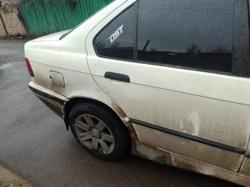 Продам bmw 316 на полном ходу, но руки приложить прийдется. двигатель 1.6 резина зема. 200 т. р. +79493968864 📞 звоните: +7(949)3968864 - фотография - 4