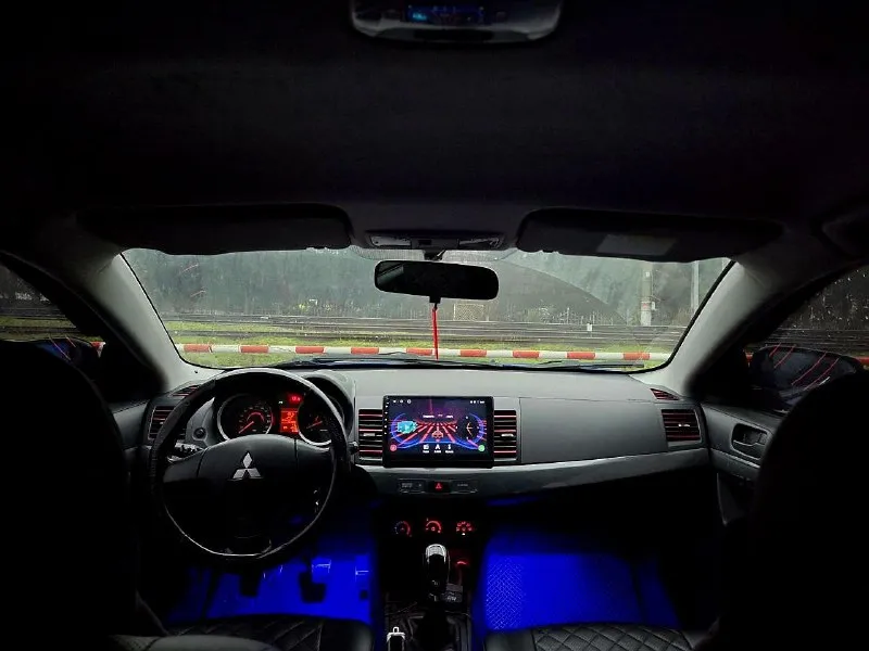 Lancer x sportback в идеальном состоянии как по кузову так и технически вложений не требует 2008 год, я 2й владелец двигатель 1.8 мкпп по списку, что делалось по машине: 1) полный перекрас в матовый цвет ( прибор по прежнему бьёт родной окрас) - красилась для себя и очень качественно диски красились в чёрный - суппорта в красный 2) добавлен тюнинг, фары, обвесы, тонировка вкруг зад 5%, перед 15% лоб 50% обзору не мешает, видно как днем так и ночью вместе с авто отдам спойлер, родные фары, родную магнитолу и новые запчасти для дальнейшего обслуживания 3) интерьер салона, подсветка салона, чехлы под заказ (сидения в идеале) магнитола, приборная панель, ручка кпп, чехол на кпп, коврики эво, ручник и т. д 4) сделан stage 1 (не влияет на износ двигателя) но существенно добавилась мощность, в данный момент 170 л. с на 1.8 моторе разгон 0-100 составляет 7 секунд обслужена от а до я, из недавнего: замена сцепления (15.000 назад) перебрал генератор (7000 назад) поменял расходники 📞 звоните: +7(949)8092489 - фотография - 7