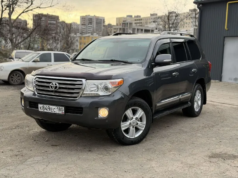 Land cruiser 200 2012 4.5 дизель 260 пробег 3 100 000 руб двигатель, коробка, пневмоподвеска работаю... - фотография