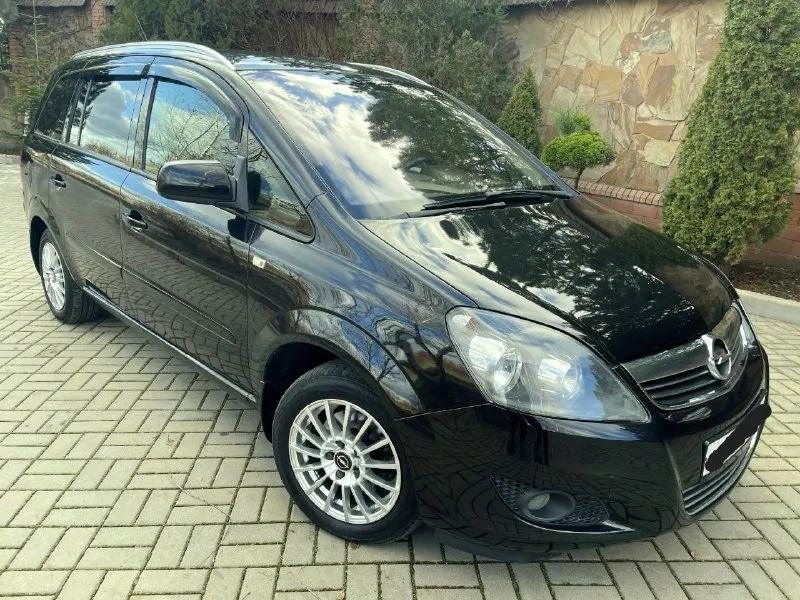 Продаю opel зафира б год выпуска 2013 состояние автомобиля отличное технически автомобиль в идеально... - фотография