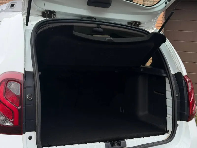 Продаю renault duster 2018 год пробег 137.000 объем двигателя 2.0 механика 6 ступка полный привод ! состояния идеальное в родном окрасе без дтп все стекла родные готов на любые проверки авто без запретов, залогов и штрафов за машиной очень ухаживали есть все необходимое для комфортного вождения. салон чистый, ухоженный комплектация, подогрев стекол, стеклоподъемники, кондиционер, мульти руль, bluetooth, подогрев сидений в машине есть все для удобства цена 1.070.000 +79495278015 - фотография - 5