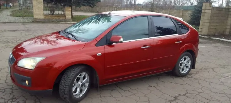 Всех приветствую 👋, продам хорошего форда! ford focus 2-го поколения. 2007г. в. абсолютно вся зелена... - фотография