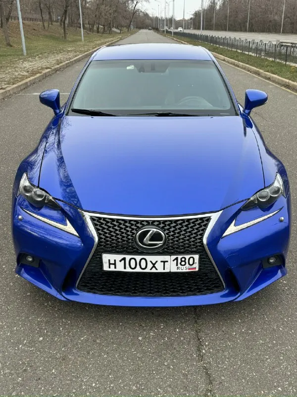 Продам lexus is250. 2014г. официал, не привезенный. состояние отличное. по тех. части без посторонних шумов, течей и т. д. мотор 2.5 v6 атмосферный ( 208 л. с. ) вечный. акпп ( обычный 6ст. автомат) работают полностью в штатном режиме без изъянов. вид очень красивый. цвет шикарный. машина живая, не высаженная. из последнего то. тормоза в круг заменены. свечи оригинал ! втулки, стойки стабилизаторов ( так же оригинал ) большие центральные сайлентблоки ( оригинал ). два комплекта колес на дисках ( лето на японской ковки после покраски, выглядит очень красиво, из потока выделяется среди серой массы. зима на оригинальных заводских. птс оригинал, 2 владельца, второй я. продажа с переоформлением. пробег 240т. км. ( 80% трасса ) не отмотанный, не откорректированный. салон в отличном состоянии, не затертый, не помятый. потолок, черная алькантара. комплектация f sport. окрасы есть. без жести и чего-то критичного. любые проверки на сервисе приветствуются. машина более чем живая и 📞 звоните: +7(949)4459331 - фотография - 5