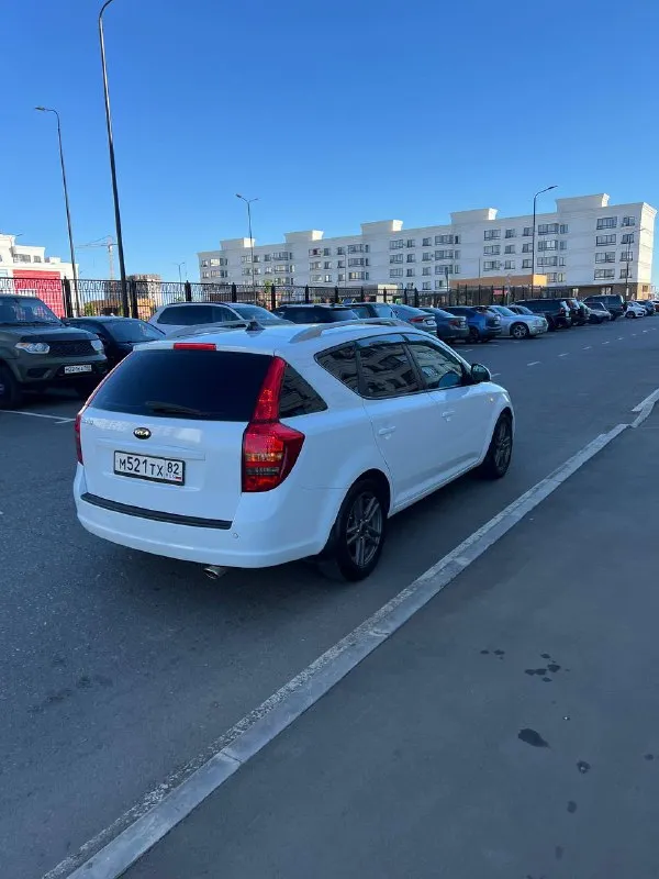 Продам kia ceed. Автомобиль 2010 г. Выпуска. Двигатель объемом 2.0 бензин, автоматическая коробка передач. Состояние автомобиля отличное, кузов практически весь в заводском окрасе, рыжиков нет !есть две окрашенные детали косметические без шпаклёвки. Двигатель, акпп, ходовая часть без капитала вложений абсолютно. Автомобиль в максимальной комплектации есть все для комфортной эксплуатации, в автомобиле работает абсолютно всё автотека зелёная без единого дтп и выплат. Документы кристально чистые переоформление на нового владельца без проблем. Подробно про автомобиль расскажу по телефону либо при встрече. Автомобиль находится в городе мариуполь.780 тыс руб. +79497346358 +79649225253 сергей
📲 Tg: @kaftanov777
📞 Звоните: +7(949)7346358 - фотография - 4