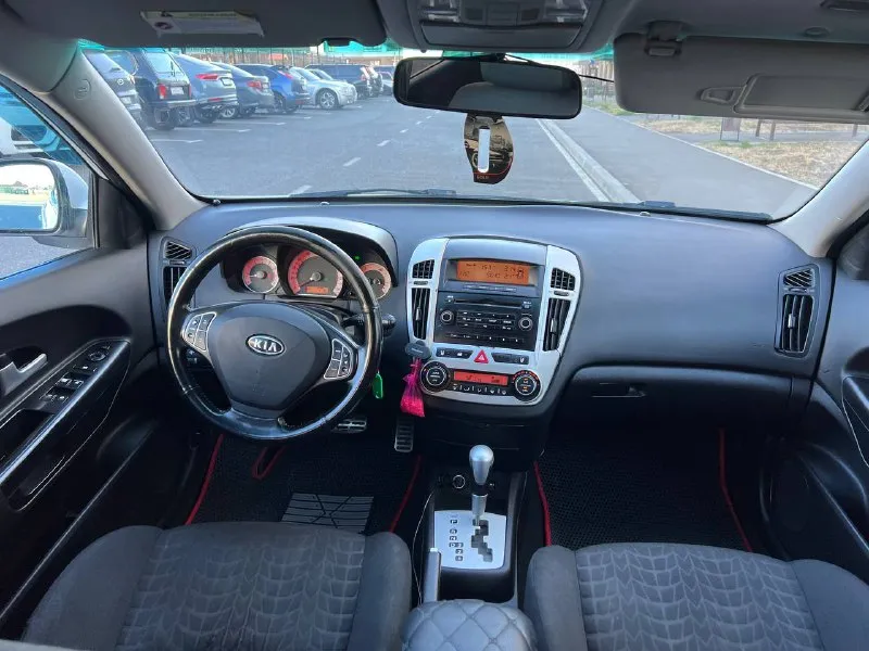 Продам kia ceed. Автомобиль 2010 г. Выпуска. Двигатель объемом 2.0 бензин, автоматическая коробка передач. Состояние автомобиля отличное, кузов практически весь в заводском окрасе, рыжиков нет !есть две окрашенные детали косметические без шпаклёвки. Двигатель, акпп, ходовая часть без капитала вложений абсолютно. Автомобиль в максимальной комплектации есть все для комфортной эксплуатации, в автомобиле работает абсолютно всё автотека зелёная без единого дтп и выплат. Документы кристально чистые переоформление на нового владельца без проблем. Подробно про автомобиль расскажу по телефону либо при встрече. Автомобиль находится в городе мариуполь.780 тыс руб. +79497346358 +79649225253 сергей
📲 Tg: @kaftanov777
📞 Звоните: +7(949)7346358 - фотография - 5