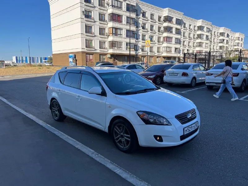 Продам kia ceed. Автомобиль 2010 г. Выпуска. Двигатель объемом 2.0 бензин, автоматическая коробка передач. Состояние автомобиля отличное, кузов практически весь в заводском окрасе, рыжиков нет !есть две окрашенные детали косметические без шпаклёвки. Двигатель, акпп, ходовая часть без капитала вложений абсолютно. Автомобиль в максимальной комплектации есть все для комфортной эксплуатации, в автомобиле работает абсолютно всё автотека зелёная без единого дтп и выплат. Документы кристально чистые переоформление на нового владельца без проблем. Подробно про автомобиль расскажу по телефону либо при встрече. Автомобиль находится в городе мариуполь.780 тыс руб. +79497346358 +79649225253 сергей
📲 Tg: @kaftanov777
📞 Звоните: +7(949)7346358 - фотография - 6