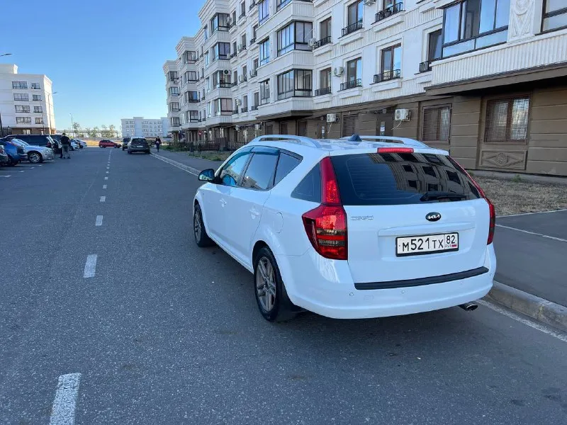 Продам kia ceed. Автомобиль 2010 г. Выпуска. Двигатель объемом 2.0 бензин, автоматическая коробка передач. Состояние автомобиля отличное, кузов практически весь в заводском окрасе, рыжиков нет !есть две окрашенные детали косметические без шпаклёвки. Двигатель, акпп, ходовая часть без капитала вложений абсолютно. Автомобиль в максимальной комплектации есть все для комфортной эксплуатации, в автомобиле работает абсолютно всё автотека зелёная без единого дтп и выплат. Документы кристально чистые переоформление на нового владельца без проблем. Подробно про автомобиль расскажу по телефону либо при встрече. Автомобиль находится в городе мариуполь.780 тыс руб. +79497346358 +79649225253 сергей
📲 Tg: @kaftanov777
📞 Звоните: +7(949)7346358 - фотография - 7