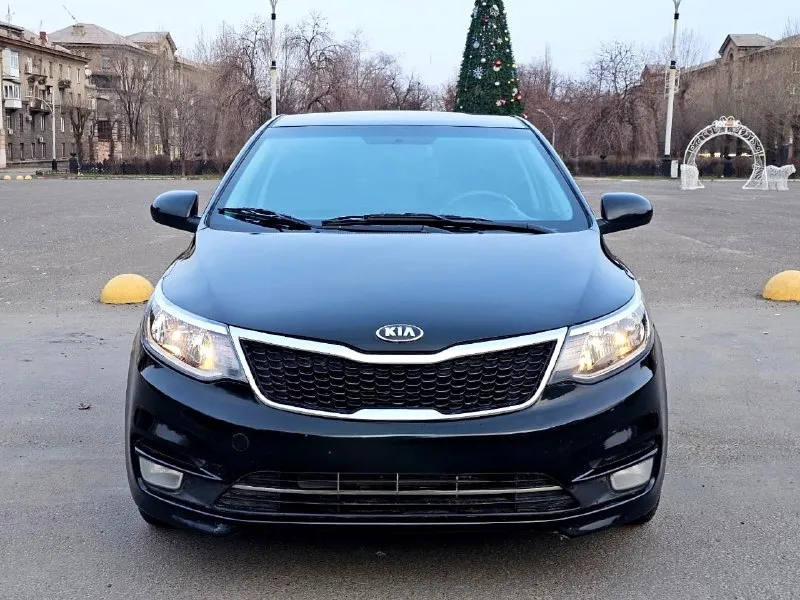 Продам kia rio 3 рестайлинг 2015г 1 хозяин пробег 160т. двигатель 1,6 кпп-6 ступенчатый авто в отличном состоянии без каких либо вложений!в родном окрасе! комплектации:подогрев (сидений, лобового, подогрев руля)стекло подъемники с доводчиками, мульти руль, кондиционер, заводская музыка, сигнализация с автозапуском!установлены передние тормозной диски перфорированный pro-line premium автомобиль полностью обслужен двигатель коробка работает на 5+ ходовая часть вся обслужена!!!литые новые диски r16 с резиной! два комплекта резины и дисков! два ключа! г. алчевск цена 940.000₽ торг/обмен все вопросы по тел!! +7(959)107-43-07 +7(959)262-43-42 telegram whatsapp 📞 звоните: +7(959)1074307 - фотография - 5