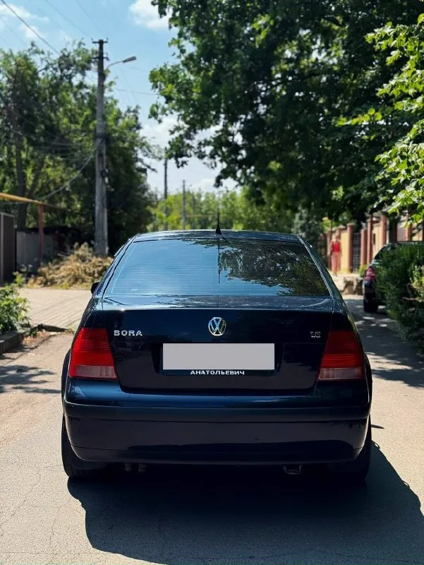 Продам volkswagen bora 2002 года родное лкп, машина без дтп. мотор 1,6 самый простой атмосферный, 10... - фотография