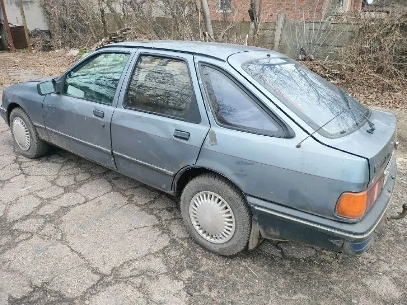 Продам форд-сиерра 1988г. газ- бензин, 2л двигатель, машина на уверенном ходу, возможен обмен. +7949... - фотография