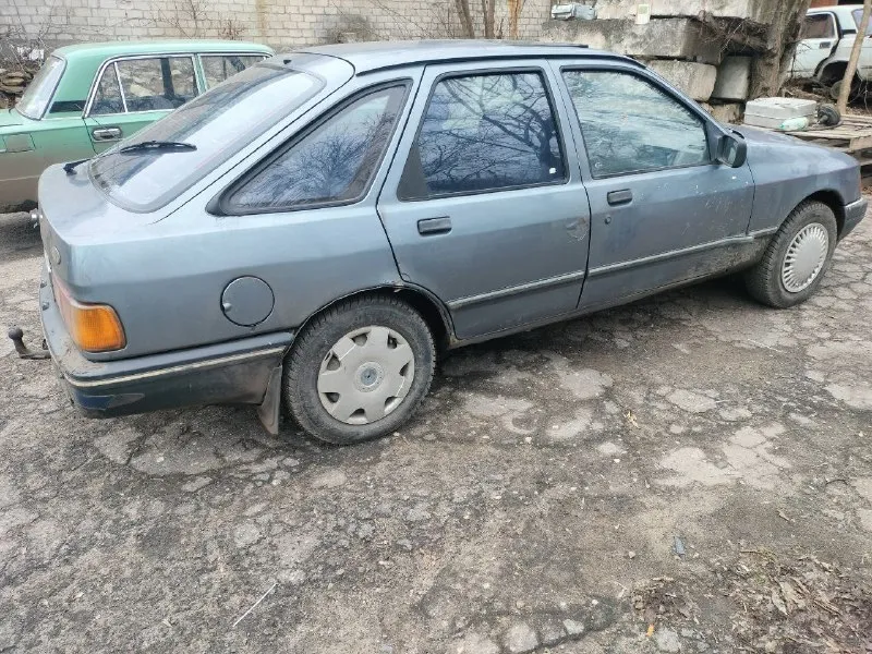 Продам форд-сиерра 1988г. газ- бензин, 2л двигатель, машина на уверенном ходу, возможен обмен. +79494394375.130.000₽. 📞 звоните: +7(949)4394375 - фотография - 2