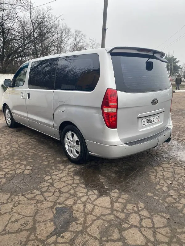 Hyundai grand starex дизель 2,5 (145л. с) после капиталки, ходовая не стучит не гремит! год 2009 пробег 347.000 2 хозяина цена 950.000₽(торг) телефон +79493304990 - фотография - 3