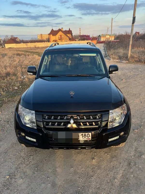 2014 г. (последний рестайлинг) продаётся mitsubishi pajero в максимальной комплектации с надёжным бе... - фотография