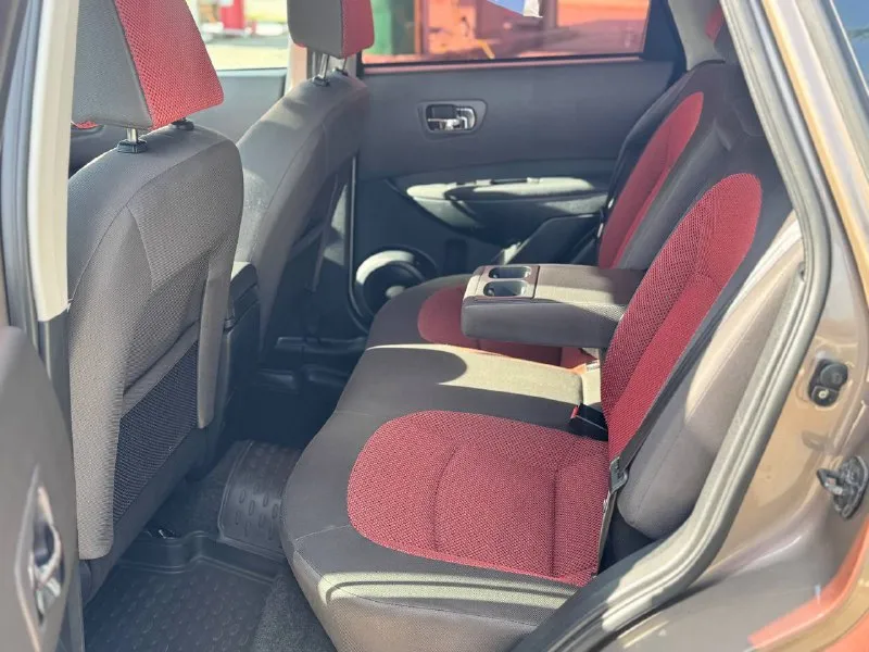 К вашему вниманию 🦅 nissan qashqai 2009 года рестайлинг 197 000 родного пробега, 2 владельца !!! автомобиль в идеальном состоянии родном окрасе!!! один косметический окрас !!! все стекла родные включая лобового. пробег родной. автотека зелёная. что рассказать о машине, машина вся в хорошем состоянии стоит авто запуск фирмы старлайн. ни каких вложений не требует цена 850 000 руб +79405095858 +79895435743 телеграм ватсап 📲 tg: николай н а 📞 звоните: +7(989)5435743 - фотография - 8