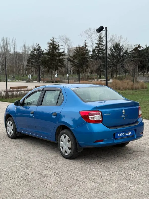 🇫🇷 renault logan 💰цена: 660 000р 🏢город: мариуполь 📅год выпуска: 2015 🧾пробег: 176 305км. ⚙️двигатель: 1.6 ⛽топливо: бензин ⚙️кпп: механика 📞 телефон: +7-949-727-41-51 +7-949-551-91-52 +7-989-263-55-56 💾 описание: - фотография - 4
