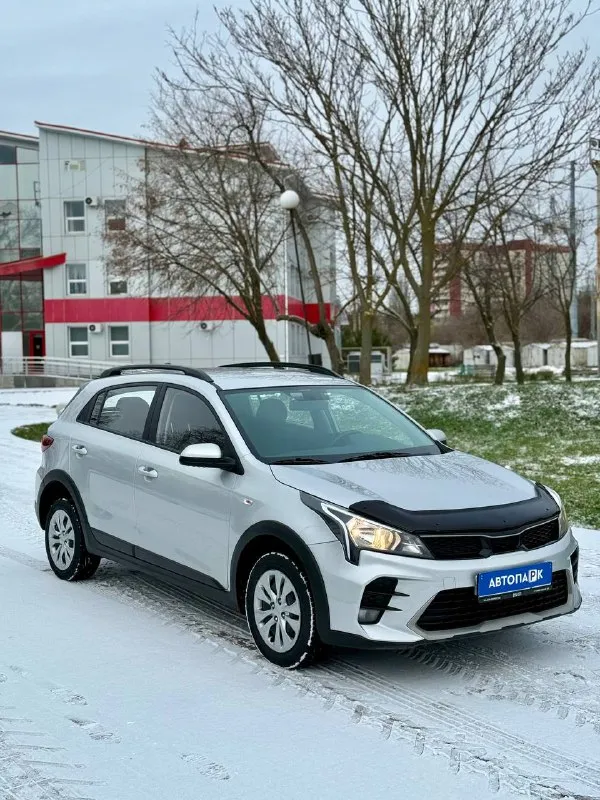 🔘 Kia rio x line
💰Цена: 1 250 000р
🏢Город: мариуполь
📅Год выпуска: 2021
🗒️Пробег: 198 047км.
⚙️Двигатель: 1.6
⛽Топливо: бензин
⚙️Кпп: автомат
📞 Телефон:
+7-949-727-41-51
+7-949-551-91-52
+7-989-263-55-56
💾 Описание:
Kia rio iv поколения в кузове универсал будет идеальным городским автомобилем на каждый день. Надёжный корейский двигатель g4 в паре с классическим автоматом порадует надёжностью, динамикой и маленьким расходом топлива.
☑️ Один владелец
☑️ Родная краска 💯%
☑️ Классический автомат
☑️ Подтвержденный пробег
☑️ Отличная зимняя резина
Хорошая комплектация:
- Кожаный мультируль
- Центральный замок
- Электропакет
- Кондиционер
- Птф
🏦 Возможна продажа в кредит по двум документам.
Улица шевченко 269 - фотография - 3