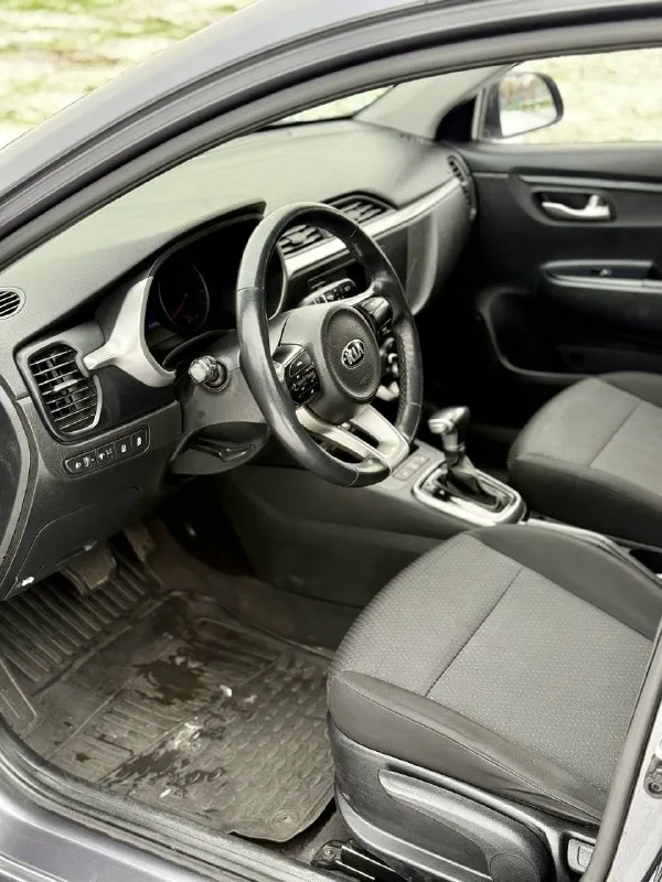 🔘 Kia rio x line

💰Цена: 1 250 000р
🏢Город: мариуполь
📅Год выпуска: 2021
🗒️Пробег: 194 698км.
⚙️Двигатель: 1.6
⛽Топливо: бензин
⚙️Кпп: автомат

📞 Телефон:

+7-949-727-41-51
+7-949-551-91-52
+7-989-263-55-56

💾 Описание:

Kia rio iv поколения в кузове универсал будет идеальным городским автомобилем на каждый день. Надёжный корейский двигатель g4 в паре с классическим автоматом порадует надёжностью, динамикой и маленьким расходом топлива.

☑️ Один владелец
☑️ Родная краска 💯%
☑️ Классический автомат
☑️ Подтвержденный пробег
☑️ Отличная зимняя резина

Хорошая комплектация:
- Кожаный мультируль
- Центральный замок
- Электропакет
- Кондиционер
- Птф

🏦 Возможна продажа в кредит по двум документам.

Улица шевченко 269 - фотография - 9