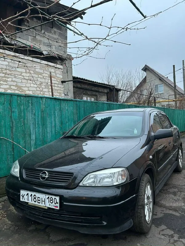 Продам opel astra classic 2006 года. пробег 17500. машина с салона в 1 семье, гаражного хранения, св... - фотография