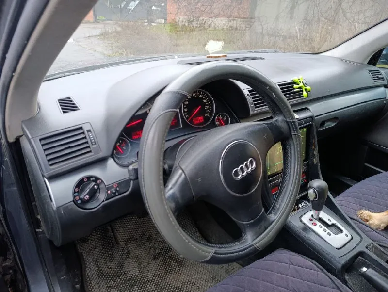 Продам audi a4 b6 2001г 2 л бензин alt каждый день на ходу, ,двс работает ровно, не пинает. салон и кузов требуют внимания. цена:315т р. находится в донецке(днр) киевский район. +79493473186/+79493473196 обмен не интересует! 📞 звоните: +7(949)3473186 - фотография - 5
