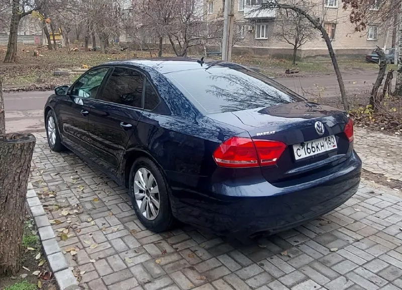 Volkswagen passat, владею три с половиной года, машина обслужена, в хорошем состоянии, документы в порядке, переоформление без проблем. 2015 года 260 тыс. 1,8 1 300 000 (торг) +79493191159 📞 звоните: +7(949)3191159 - фотография - 4